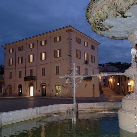 B&B Palazzo Mattei Novafeltria Buitenkant foto